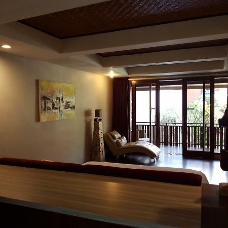 Narisha Guesthouse Kupang  Buitenkant foto